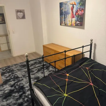 Apartament Retals City4 *